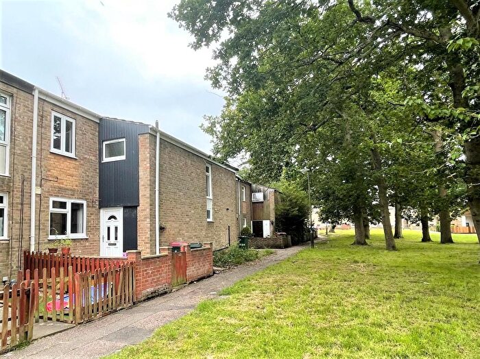 3 Bedroom Terraced House To Rent In Foxglove Walk, Broadfield, Crawley, RH11