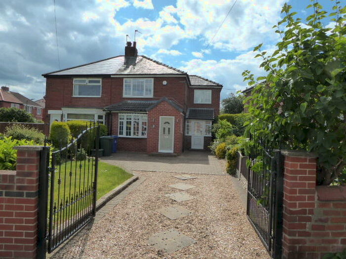 3 Bedroom Semi-Detached House To Rent In Newton Lane, Sprotbrough, DN5