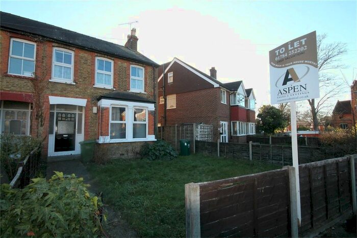 2 Bedroom Flat To Rent In Woodthorpe Road, Ashford, TW15