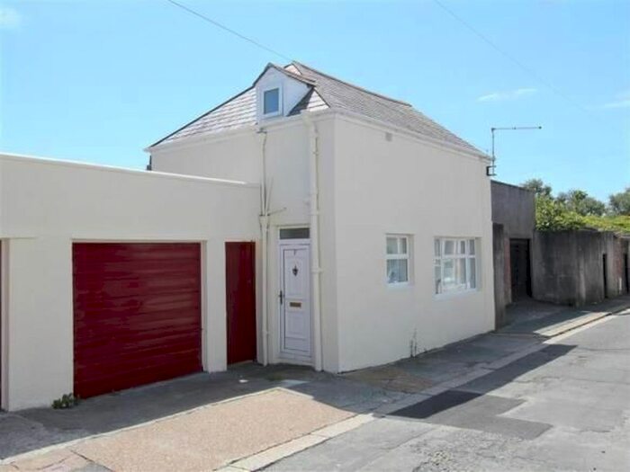 1 Bedroom Detached House To Rent In Penlee Road, Stoke, Plymouth, PL3