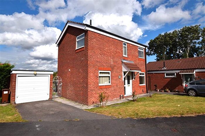 3 Bedroom Terraced House To Rent In Lowick Green, Woodley, Stockport, SK6