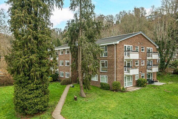 2 Bedroom Flat For Sale In Dean Court, Charterhouse Road, Godalming, Surrey, GU7