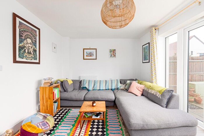 3 Bedroom Terraced House For Sale In Mayors Road, Claverham, BS49