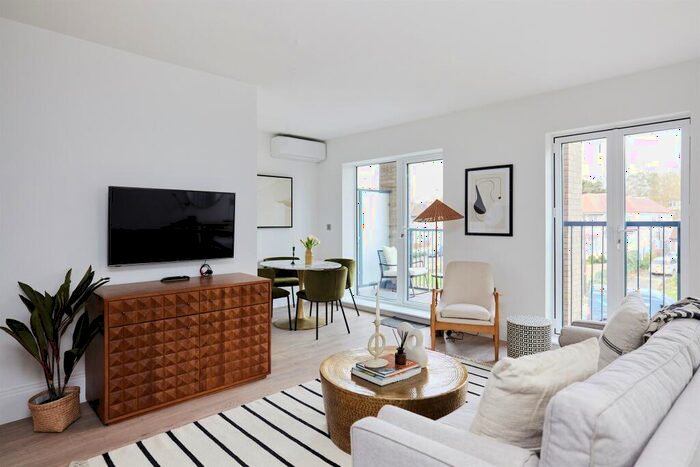 2 Bedroom Flat For Sale In Forty Lane, Wembley, HA9