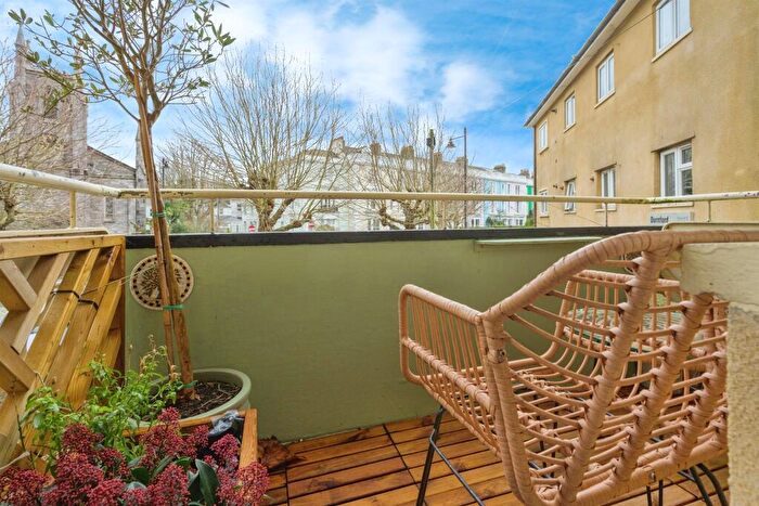 2 Bedroom Flat For Sale In Durnford Street, Plymouth, PL1