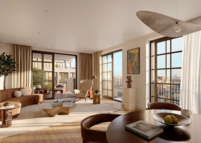 2 Bedroom Flat For Sale In London Square Ransome's Wharf, - Parkgate Road, SW11