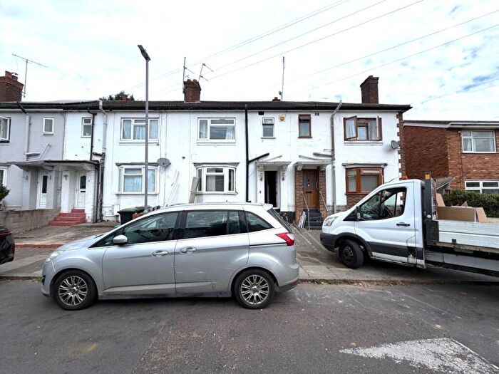 3 Bedroom Terraced House To Rent In Summerfield Road, Luton, LU1