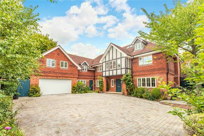 5 Bedroom Detached House To Rent In Queens Acre, Kings Road, Windsor, Berkshire, SL4
