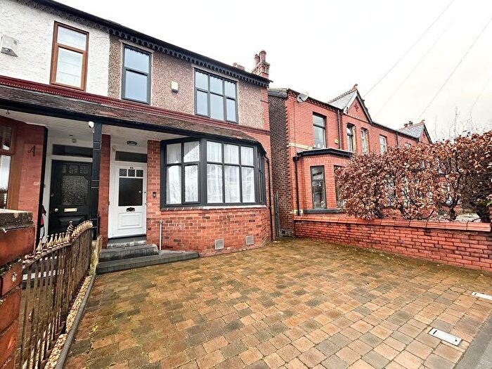 3 Bedroom Semi Detached House To Rent In Campbell Road, Manchester, M27