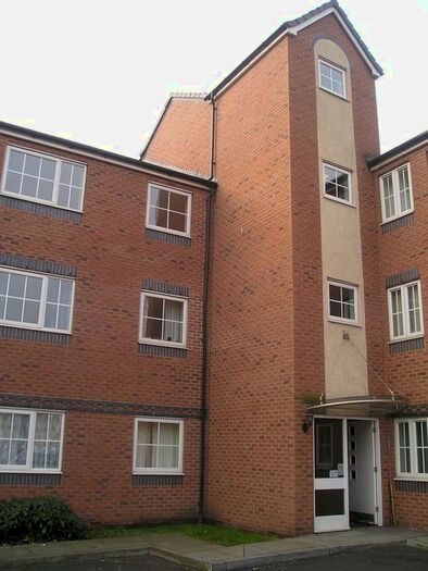 2 Bedroom Flat To Rent In Waterfront Way, Walsall, WS2
