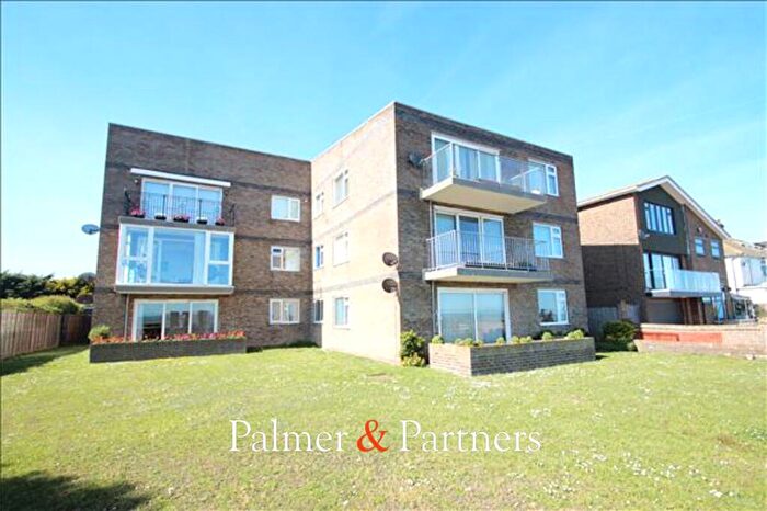 2 Bedroom Apartment For Sale In Kings Parade, Holland-on-Sea, Clacton-on-Sea, Essex, CO15