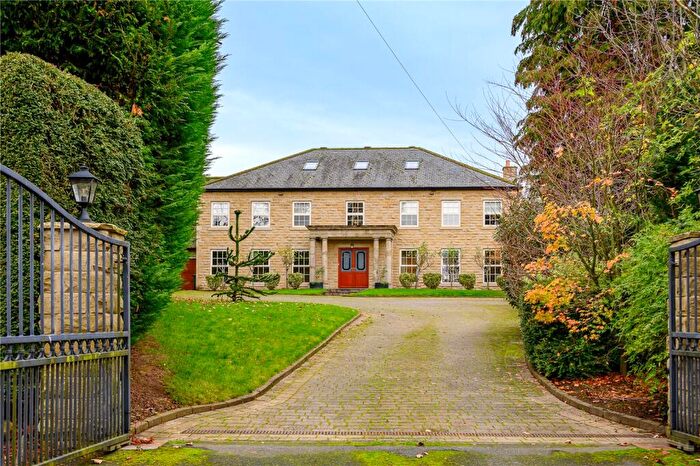 6 Bedroom Detached House For Sale In The Ridge, Linton, LS22