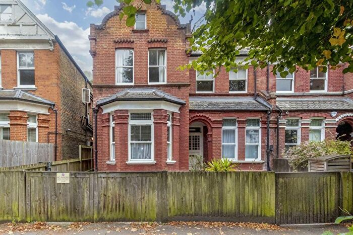 1 Bedroom Flat To Rent In Dukes Avenue, London, W4