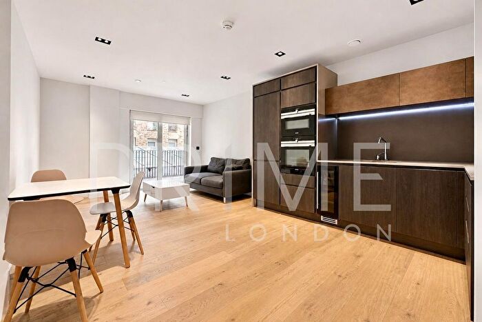 1 Bedroom Flat For Sale In Keybridge House, Exchange Gardens, Nine Elms, SW8