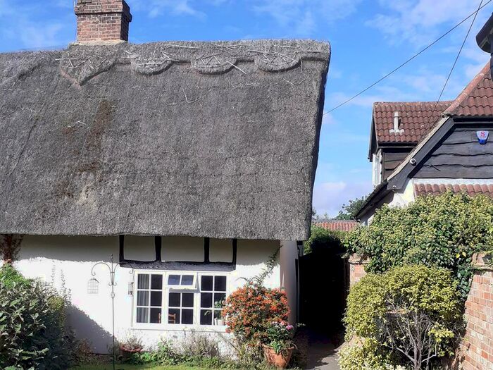 2 Bedroom Semi-Detached House To Rent In Days Lane, Biddenham, MK40