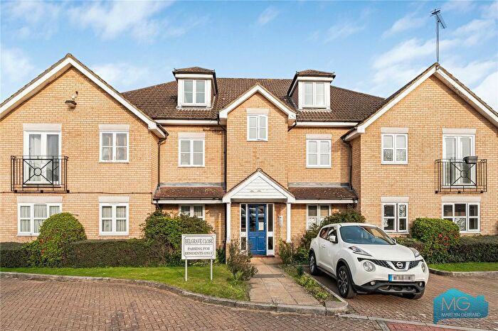2 Bedroom Flat For Sale In Belgrave Close, London, NW7