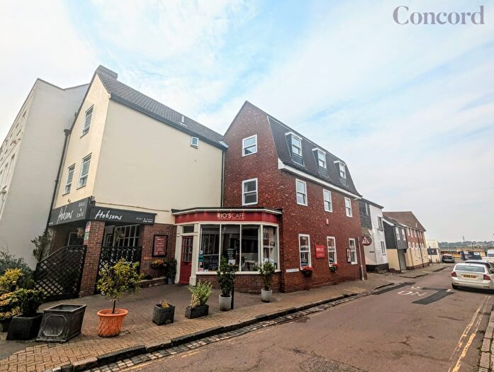 3 Bedroom Flat To Rent In High Street, Manningtree, CO11