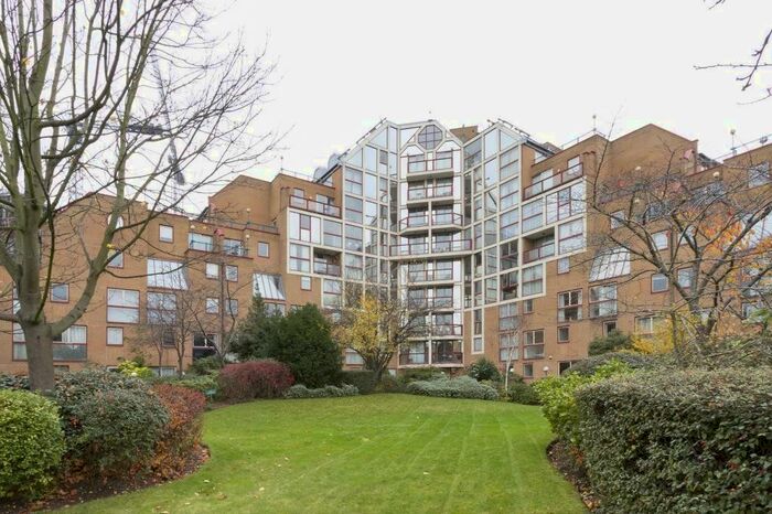 2 Bedroom Flat To Rent In Spice Court, Asher Way, London, E1W