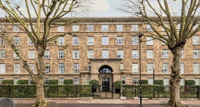 Studio To Rent In Bromyard Avenue, East Acton, London, W3