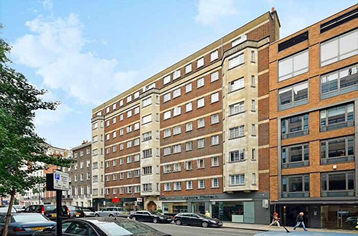 2 Bedroom Flat To Rent In Wigmore Court, Marylebone, London, W1U
