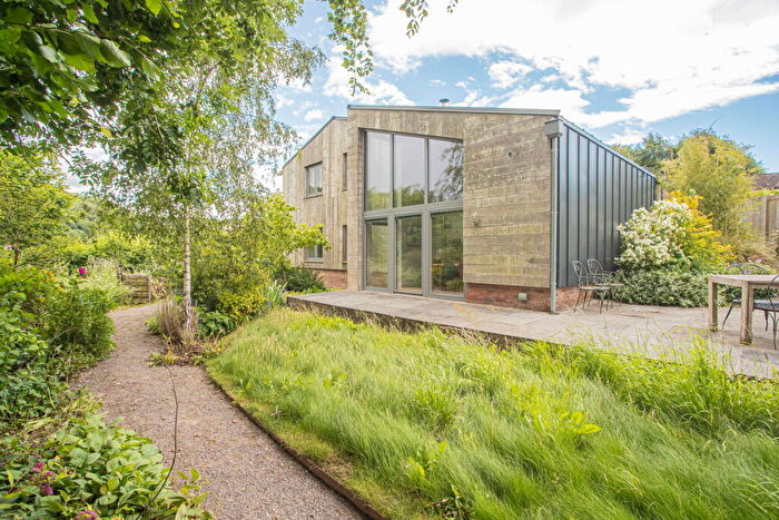 4 Bedroom Detached House For Sale In North Nibley, Wotton-under-Edge, GL11