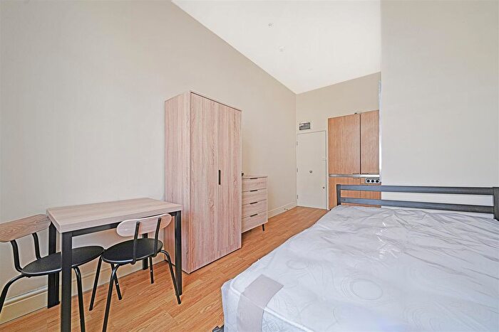 Studio To Rent In Collingham Place, South Kensington, SW5