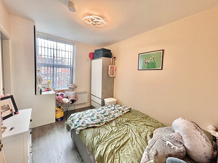 1 Bedroom Flat To Rent In Marshall Street, Leeds, LS15