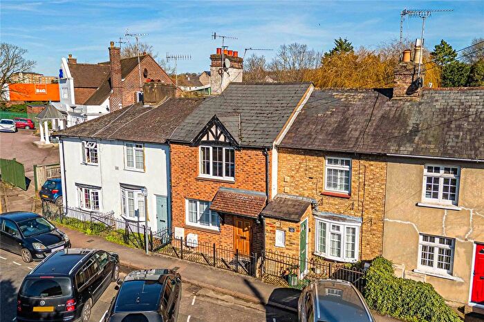 3 Bedroom Terraced House For Sale In Two Waters Road, Apsley, Hemel Hempstead, Hertfordshire, HP3