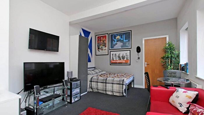 Studio To Rent In Cutlers Yard, Mary Street, S1