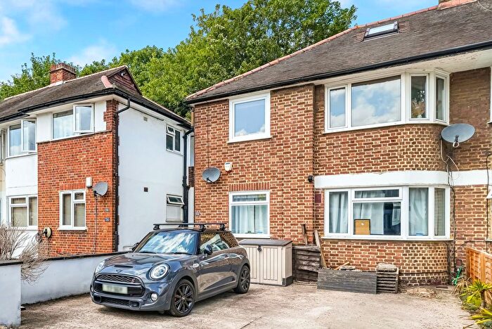 2 Bedroom Property For Sale In Runnymede, London, SW19