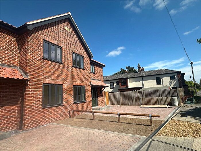 3 Bedroom Semi-Detached House For Sale In Common Road, Forncett End, Norfolk, NR16