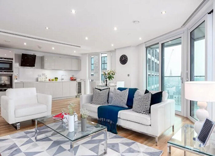 1 Bedroom Apartment To Rent In Altitude Point, Aldgate, E1