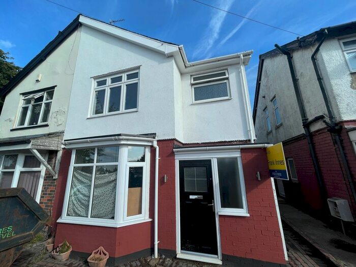 3 Bedroom Semi-Detached House To Rent In Osmaston Park Road, Allenton, Derby, DE24