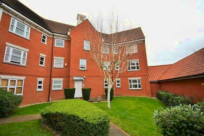 2 Bedroom Flat To Rent In South Woodham Ferrers ** Online Enquiries Only **, CM3