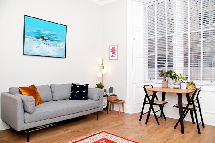 1 Bedroom Flat To Rent In Roseneath Terrace, Marchmont, Edinburgh, EH9