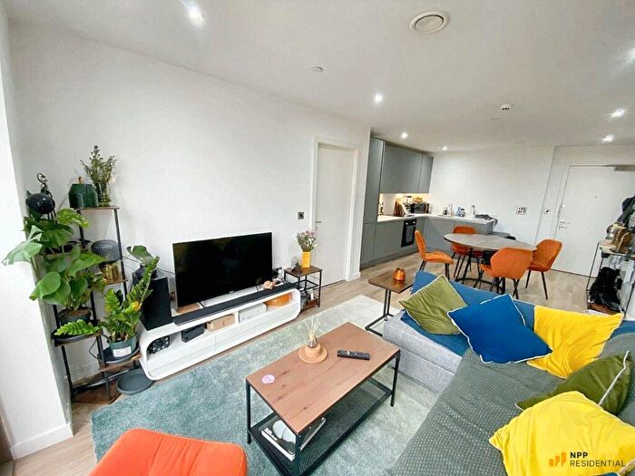 2 Bedroom Apartment For Sale In Oxygen Tower, Store Street, M1