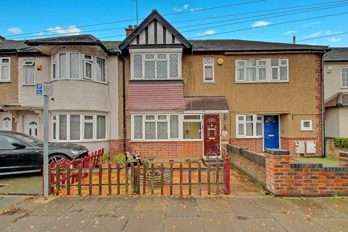 3 Bedroom Terraced House For Sale In Seaton Gardens, Ruislip, HA4