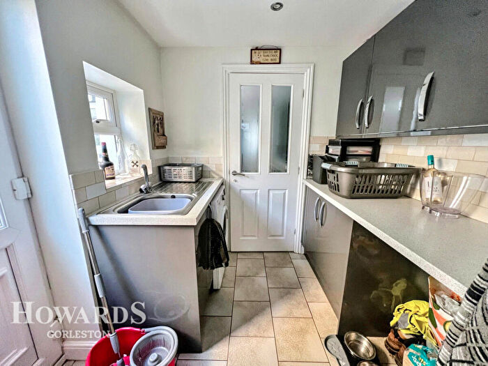 3 Bedroom End Of Terrace House For Sale In Blackwall Reach, Gorleston, NR31