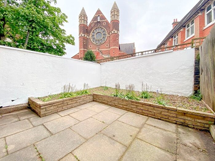 4 Bedroom Terraced House For Sale In Gowan Road, Willesden Green, London, NW10