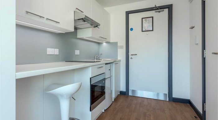 1 Bedroom Studio To Rent In - Civic Centre Road, Southampton, SO14