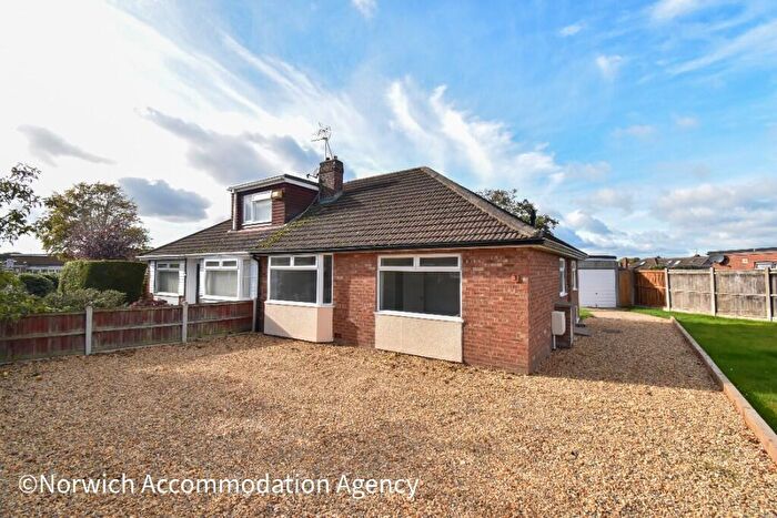 3 Bedroom Semi Detached House To Rent In Linacre Avenue, Norwich, Norfolk, NR7