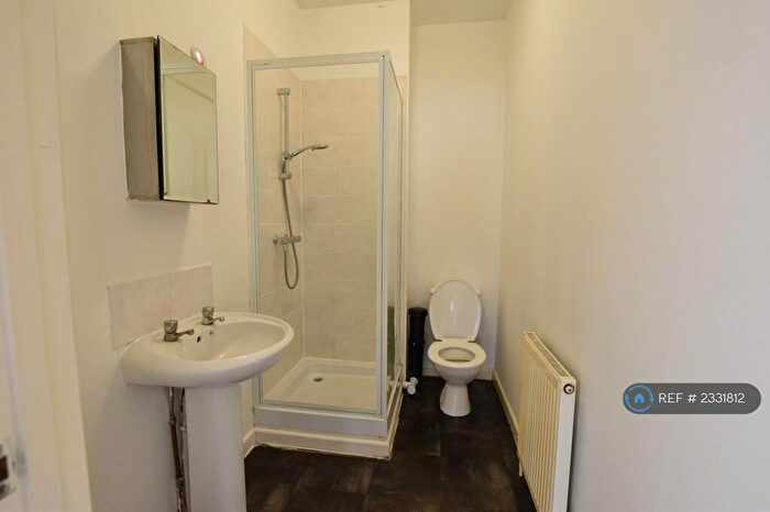 1 Bedroom Flat To Rent In Crescent Road, Luton, LU2