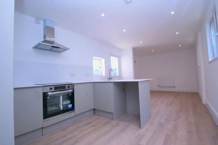 2 Bedroom Flat To Rent In Canterbury Road, Margate, CT9