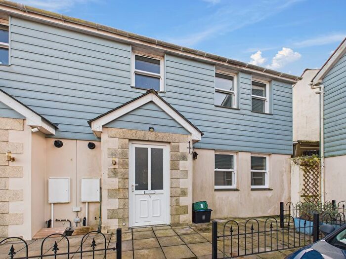 2 Bedroom Semi Detached House For Sale In Fords Row, Redruth, TR15