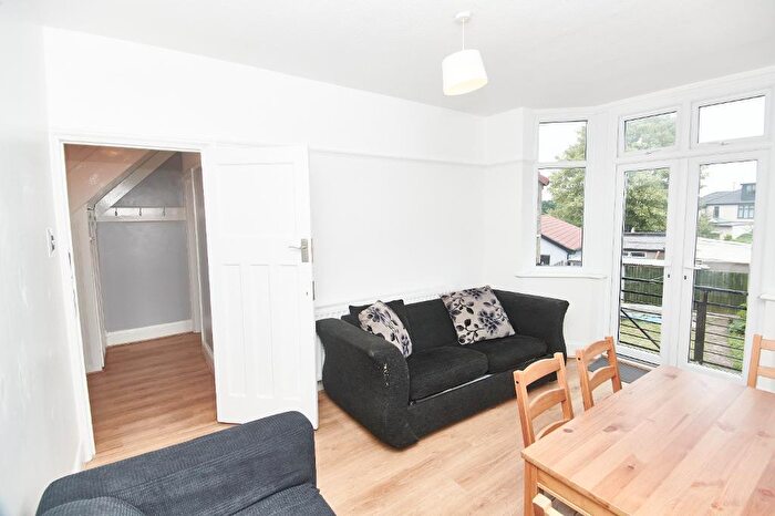 4 Bedroom Terraced House To Rent In Heyford Avenue, Eastville, Bristol, BS5