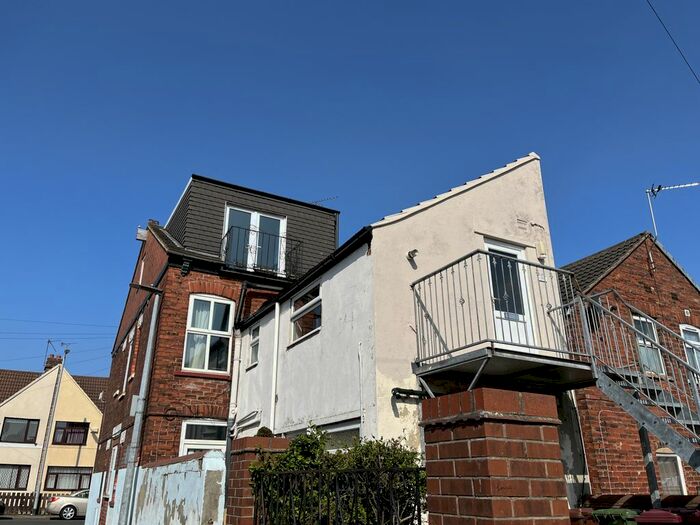 2 Bedroom Flat To Rent In Cottage Beck Road, Scunthorpe, DN16