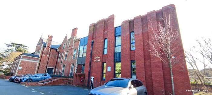 1 Bedroom Flat To Rent In Nixey Close, Slough, Berkshire, SL1