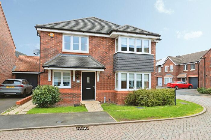 4 Bedroom Detached House For Sale In Falling Sands Close, Kidderminster, DY11