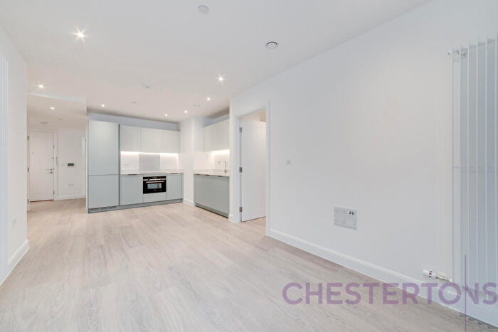 1 Bedroom Flat To Rent In Ellipse House, Eden Place, E16