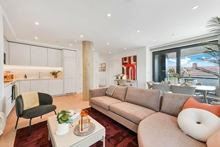 3 Bedroom Flat To Rent In Uncle Wembley, Park Lane, HA9